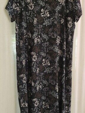 Columbia Black Floral Short Sleeve Maxi Dress